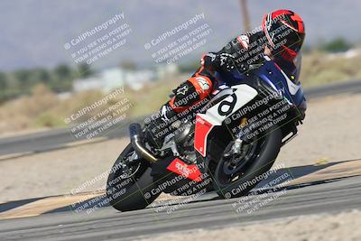 media/Oct-13-2025-Moto Forza (Mon) [[a66d839500]]/3-B Group/Session 3 (Turn 16)/